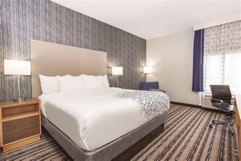 cheap hotels in buffalo area